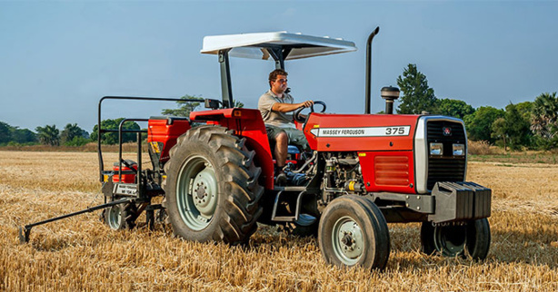 Agriculture : Massey Ferguson met dans le circuit de nouveaux tracteurs MF 300 Xtra