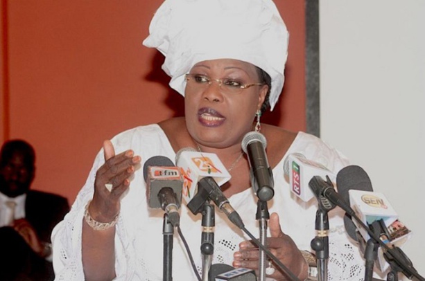 AMINATA MBENGUE NDIAYE, MINISTRE DE L’ÉLEVAGE : « Le vol de bétail reste une réelle préoccupation pour les autorités » AMINATA MBENGUE NDIAYE, MINISTRE DE L’ÉLEVAGE : « Le vol de bétail reste une réelle préoccupation pour les autorités »