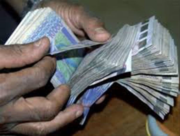 BAISSE DES ACTIFS ET DES REVENUS BANCAIRES EN AFRIQUE : La solution est dans le problème BAISSE DES ACTIFS ET DES REVENUS BANCAIRES EN AFRIQUE : La solution est dans le problème