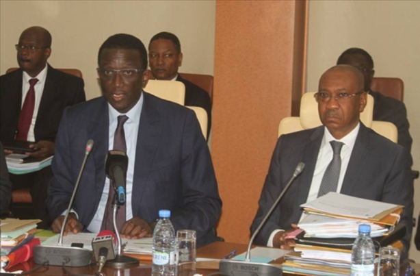 «INFORMATION ET SENSIBILISATION SUR LES INNOVATIONS DES DIRECTIVES DES FINANCES PUBLIQUES DE L’UEMOA» : Des modules en ligne pour la formation des décideurs «INFORMATION ET SENSIBILISATION SUR LES INNOVATIONS DES DIRECTIVES DES FINANCES PUBLIQUES DE L’UEMOA» : Des modules en ligne pour la formation des décideurs