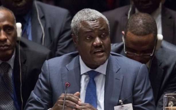 Tchad- Présidence Union africaine : Le candidat, Moussa Faki Mahamat, Ministre des Affaires Étrangères dit tout à Confidentiel Afrique Tchad- Présidence Union africaine : Le candidat, Moussa Faki Mahamat, Ministre des Affaires Étrangères dit tout à Confidentiel Afrique