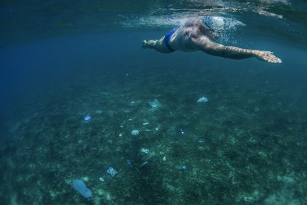 OcéansPropres : l'ONU lance une campagne pour mettre fin aux déchets plastiques OcéansPropres : l'ONU lance une campagne pour mettre fin aux déchets plastiques
