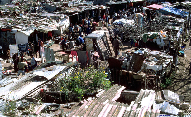 Urbanisation : Les villes africaines sont surpeuplées, déconnectées et coûteuses.