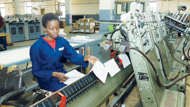 Parité : Le gouvernement ivoirien peut réaliser un gain économique de 6 milliards Parité : Le gouvernement ivoirien peut réaliser un gain économique de 6 milliards