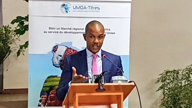 1ere EMISSION D'OBLIGATIONS SYNTHETIQUES DU TRESOR PAR ADJUDICATION CIBLÉE DU BENIN : 55 milliards  sollicité sur le marché financier