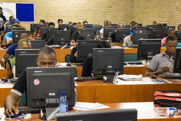 Libérer l’Internet en Afrique Libérer l’Internet en Afrique