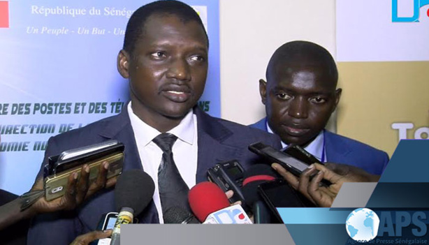 Décentralisation : Atelier de partage et de validation du rapport provisoire de suivi-évaluation de l’utilisation des fonds transférés Décentralisation : Atelier de partage et de validation du rapport provisoire de suivi-évaluation de l’utilisation des fonds transférés