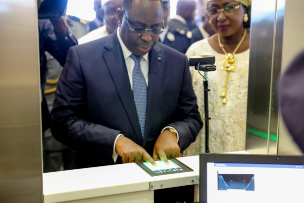 MACKY SALL, PRESIDENT DE LA REPUBLIQUE : "L'AIBD doit à la fois être un hub aérien et un pôle d'opportunités économiques"