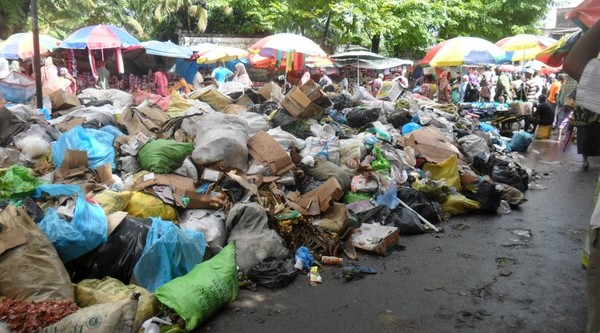 Gestion des déchets : Macky Sall veut l’amélioration du cadre de vie Gestion des déchets : Macky Sall veut l’amélioration du cadre de vie