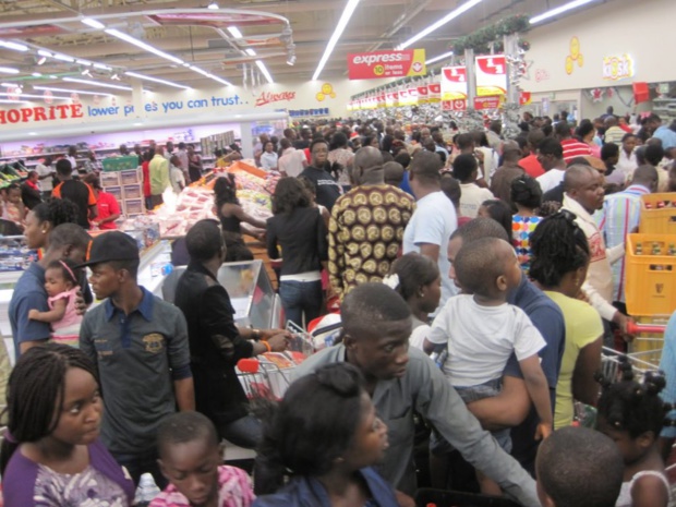 Nigéria : Le Secteur nom pétrolier et hors agriculture continue de décliner Nigéria : Le Secteur nom pétrolier et hors agriculture continue de décliner