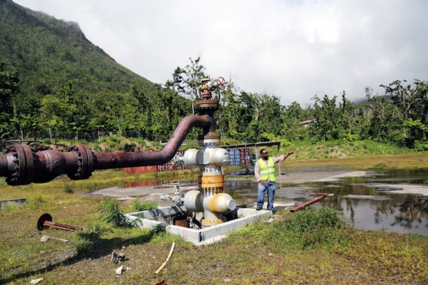 « Nous allons rebondir » : Témoignages de Dominiquais après la tempête « Nous allons rebondir » : Témoignages de Dominiquais après la tempête