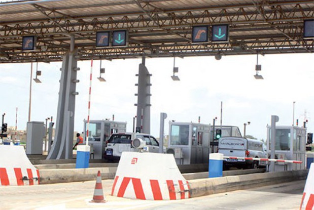 Autoroute à péage : Macky Sall veut une baisse des tarifs d’ici fin juin