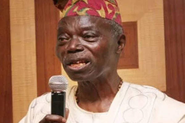Professeur Adebayo Adedeji, ancien Secrétaire exécutif de la CEA Professeur Adebayo Adedeji, ancien Secrétaire exécutif de la CEA