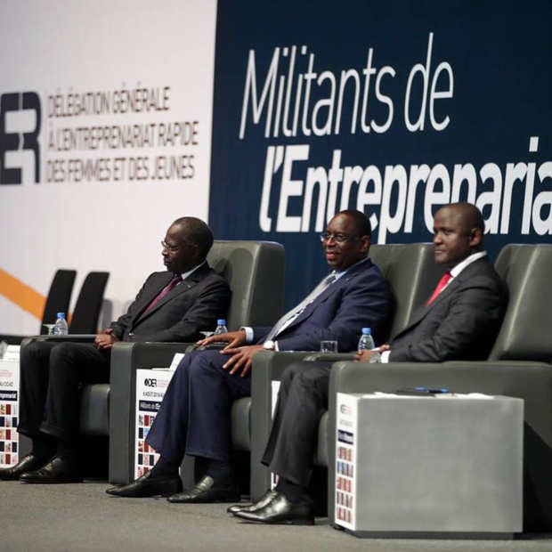 Sénégal : « La Der répond à l’impératif de développer l’auto-emploi et l’insertion des jeunes et femmes à travers la promotion de l’entreprenariat » selon le Président Macky Sall Sénégal : « La Der répond à l’impératif de développer l’auto-emploi et l’insertion des jeunes et femmes à travers la promotion de l’entreprenariat » selon le Président Macky Sall