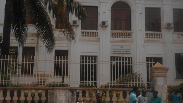 Bons du Trésor : La Guinée Bissau  cherche  05 milliards de FCFA sur le marché de l’Umoa