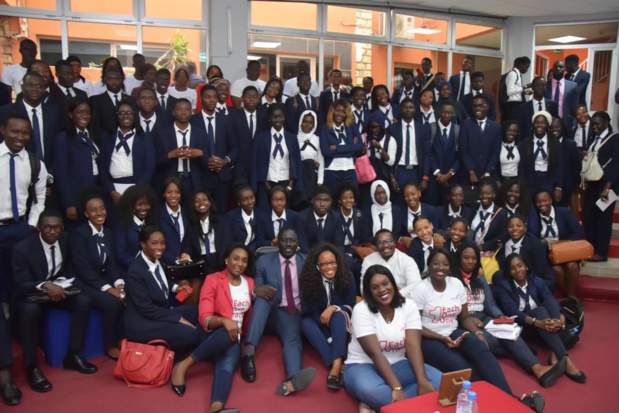 Responsabilité Sociétale : La Fondation UBA lance son programme « Each one Teach one » Responsabilité Sociétale : La Fondation UBA lance son programme « Each one Teach one »