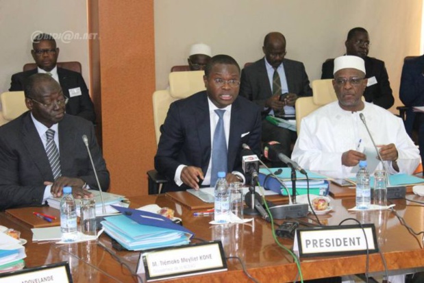 Session ordinaire du Conseil des ministres de l’Uemoa : Plusieurs points au menu de la réunion Session ordinaire du Conseil des ministres de l’Uemoa : Plusieurs points au menu de la réunion