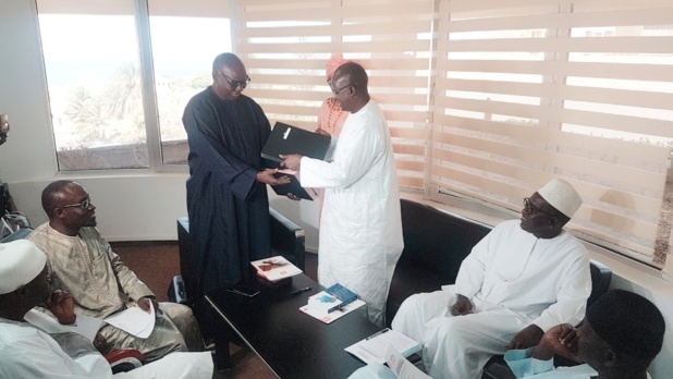 Pape Aly Dieng,ex DG Sonacos : «Quand je suis venu à la Sonacos, il n'y avait pas 10 millions de francs CFA dans les comptes de la société..." Pape Aly Dieng,ex DG Sonacos : «Quand je suis venu à la Sonacos, il n'y avait pas 10 millions de francs CFA dans les comptes de la société..."