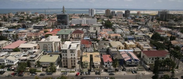 Placer les villes secondaires de l'Afrique au premier plan