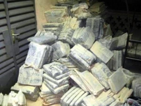 Drogue : La douane saisit 238 kg au Port de Dakar Drogue : La douane saisit 238 kg au Port de Dakar