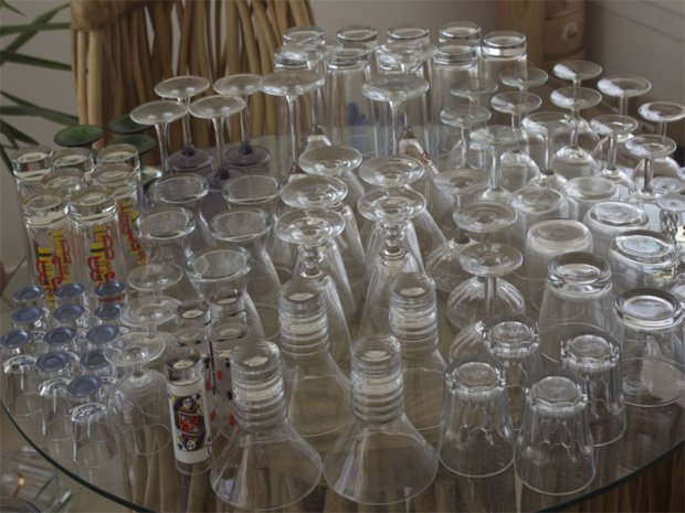 VENDS CAUSE DÉPART VENDS CAUSE DÉPART