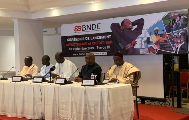Banques : La Banque nationale pour le développement économique lance le crédit-bail et l’affacturage. Banques : La Banque nationale pour le développement économique lance le crédit-bail et l’affacturage.