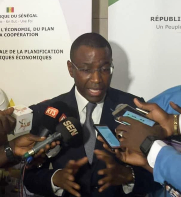 AMADOU HOTT, MINISTRE DE L’ÉCONOMIE: «L’Etat du Sénégal va désormais régler ses arriérés avant d’engager d’autres dépenses» AMADOU HOTT, MINISTRE DE L’ÉCONOMIE: «L’Etat du Sénégal va désormais régler ses arriérés avant d’engager d’autres dépenses»