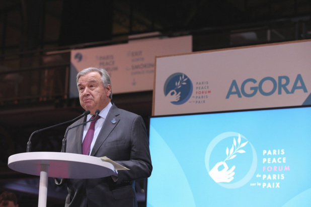 UNESCO/Christelle ALIX Le Secrétaire général de l'ONU, António Guterres, prononce un discours lors du Forum de Paris sur la paix dans le Hall de la Villette, en France. UNESCO/Christelle ALIX Le Secrétaire général de l'ONU, António Guterres, prononce un discours lors du Forum de Paris sur la paix dans le Hall de la Villette, en France.