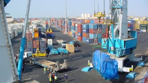 Echanges extérieurs du Sénégal : La Dpee note un déficit de 184,0 milliards de FCfa en décembre 2019 Echanges extérieurs du Sénégal : La Dpee note un déficit de 184,0 milliards de FCfa en décembre 2019