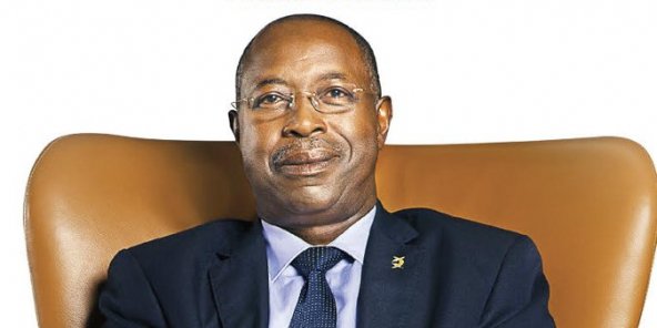 César EKOMIE AFENE, président directeur général de Nsia vie assurances Gabon est le nouveau Président de la FANAF