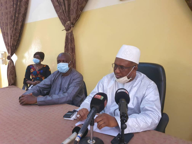 Le directeur général de la BNDE remet les financements aux bénéficiaires du crédit touristique et hôtelier de Tambacounda et annonce l’ouverture prochaine d’une agence Le directeur général de la BNDE remet les financements aux bénéficiaires du crédit touristique et hôtelier de Tambacounda et annonce l’ouverture prochaine d’une agence