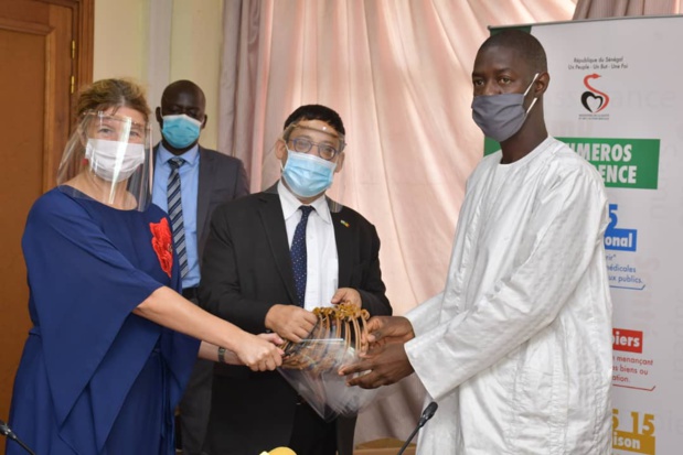 Riposte au Covid-19 : L’Unicef et l’ambassade d’Israël appuient la fabrication locale de visières Riposte au Covid-19 : L’Unicef et l’ambassade d’Israël appuient la fabrication locale de visières