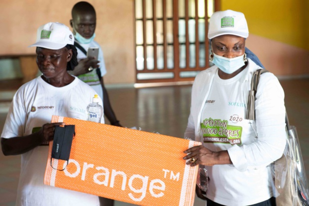 Contre le réchauffement climatique et ses conséquences néfastes sur l’environnement : La Sonatel plante 30 000 propagules à Palmarin et à Joal Contre le réchauffement climatique et ses conséquences néfastes sur l’environnement : La Sonatel plante 30 000 propagules à Palmarin et à Joal