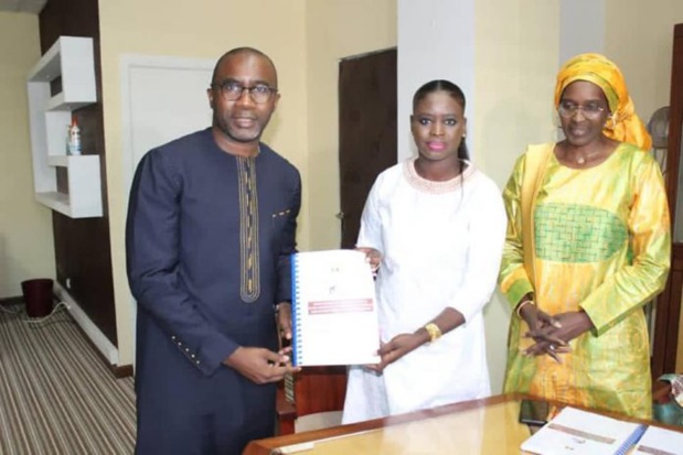 Performances du Fongip depuis sa création en 2013 : 72 milliards de financements, 63 757 emplois créés ou consolidés, 3 159 entreprises garanties Performances du Fongip depuis sa création en 2013 : 72 milliards de financements, 63 757 emplois créés ou consolidés, 3 159 entreprises garanties