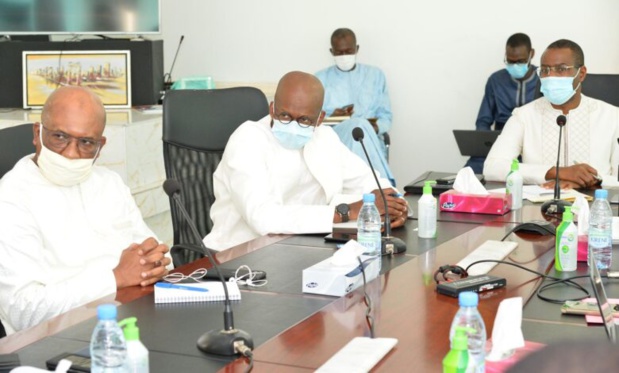 Accompagnement des grandes entreprises et des Pme dans la relance de l’économie : L’Apbef et le ministère de l’économie mettent en place un mécanisme de 300 milliards de FCFA Accompagnement des grandes entreprises et des Pme dans la relance de l’économie : L’Apbef et le ministère de l’économie mettent en place un mécanisme de 300 milliards de FCFA