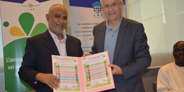 Promotion de la Rse à l’Aibd : Las signe un protocole tripartite avec Rse Sénégal et l’Ong Crs Promotion de la Rse à l’Aibd : Las signe un protocole tripartite avec Rse Sénégal et l’Ong Crs