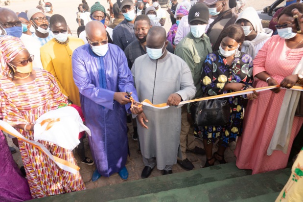 Bien-être communautaire : Sonatel dote Guédiawaye d’une aire de jeu multifonctionnelle Bien-être communautaire : Sonatel dote Guédiawaye d’une aire de jeu multifonctionnelle