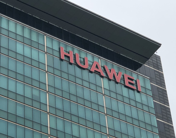 Justice au bras long : le cas de Huawei sur les risques du commerce international Justice au bras long : le cas de Huawei sur les risques du commerce international
