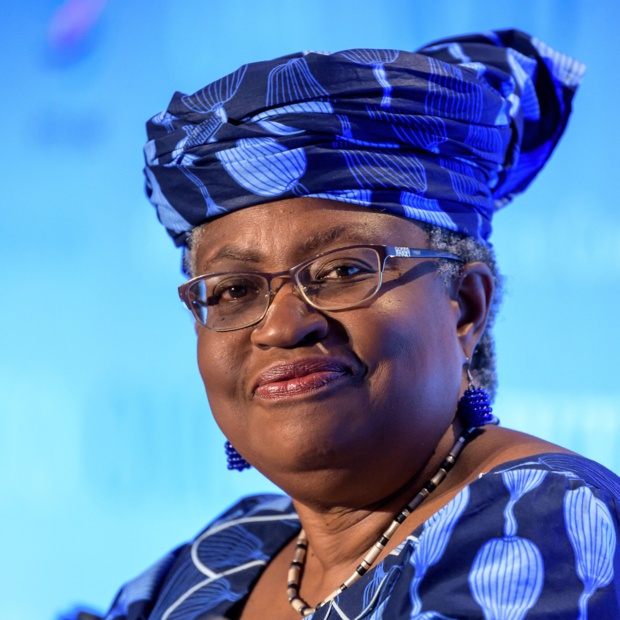Ngozi Okonjo-Iweala, première femme à la tête de l’OMC Ngozi Okonjo-Iweala, première femme à la tête de l’OMC