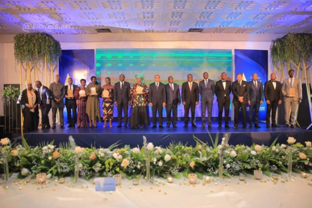 Tenue de la 2e édition des Brvm Awards à Abidjan : La finance durable au cœur de l’évènement Tenue de la 2e édition des Brvm Awards à Abidjan : La finance durable au cœur de l’évènement