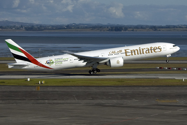 EMIRATES /SENEGAL AIRLINES:  Emirates partenaire mais pas actionnaire de Sénégal Airlines