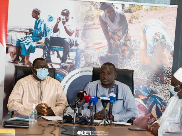 Formation qualifiante et financement des projets des femmes et des jeunes : La Der/Fj et l’Onfp nouent un partenariat Formation qualifiante et financement des projets des femmes et des jeunes : La Der/Fj et l’Onfp nouent un partenariat