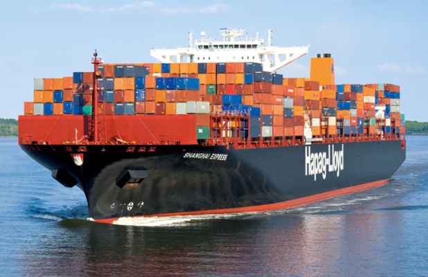 Exportations illégales de déchets : Greenpeace sonne l’alerte contre le géant allemand Hapag-Lloyd