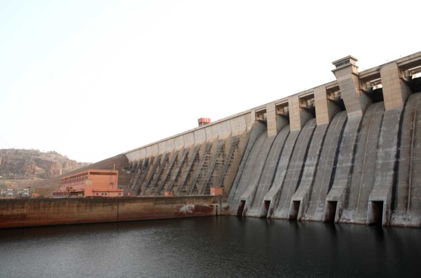 L'OMVS explique le rôle régulateur du barrage de Manantali