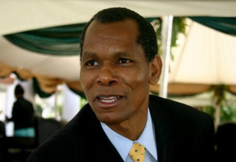 Francis Nhema, le nouveau ministre de la Jeunesse et de l'indigénisation Francis Nhema, le nouveau ministre de la Jeunesse et de l'indigénisation