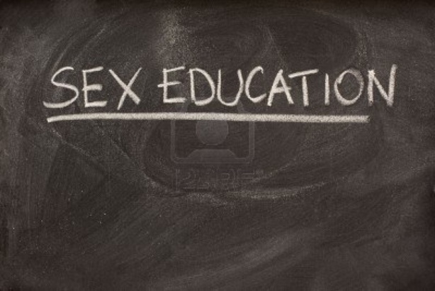 Vers l’élaboration d’une feuille de route pour l’intégration de l’éducation sexuelle complète dans l’enseignement Vers l’élaboration d’une feuille de route pour l’intégration de l’éducation sexuelle complète dans l’enseignement