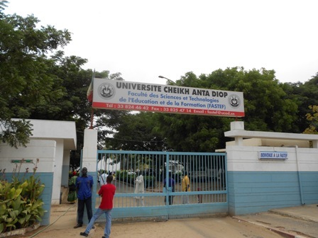 Désarticulation de la politique de formation des enseignants au Sénégal : la voix des formateurs de la FASTEF Désarticulation de la politique de formation des enseignants au Sénégal : la voix des formateurs de la FASTEF