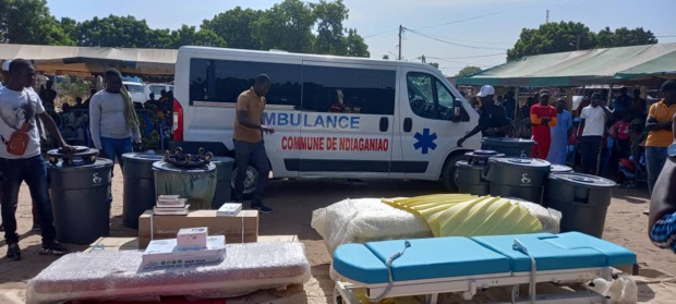 Ndiaganiao réceptionne une nouvelle ambulance médicalisée et du matériel médical pour une meilleure prise en charge de la population Ndiaganiao réceptionne une nouvelle ambulance médicalisée et du matériel médical pour une meilleure prise en charge de la population