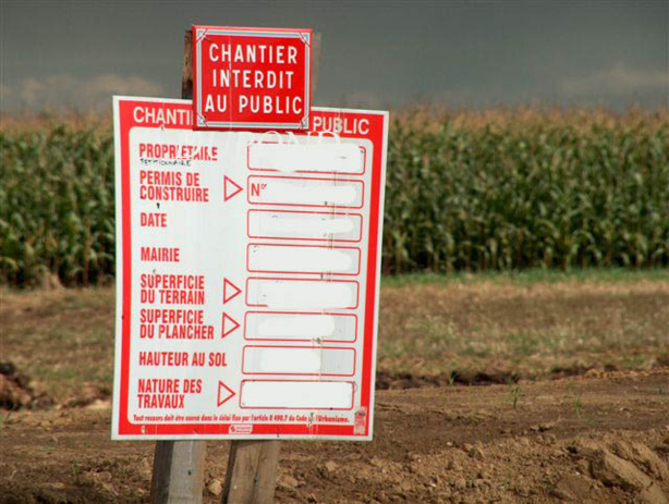 Permis de construire: un officiel souligne les avantages de la dématérialisation Permis de construire: un officiel souligne les avantages de la dématérialisation