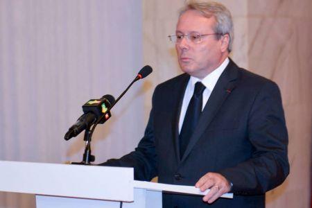 Le Mali exige le départ de l’ambassadeur français d’ici 72h, suite aux propos « outrageux » de Jean-Yves Le Drian